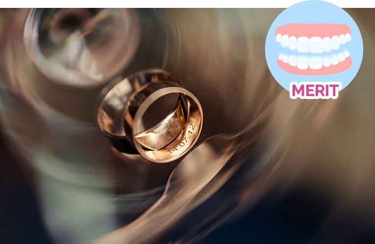 金属アレルギーの心配がない